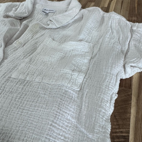Calvin Klein Women's Cream Textured Button-Down Shirt - Picture 4 of 5